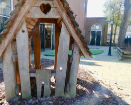 Koffie en Kind, Schelpkade tuin